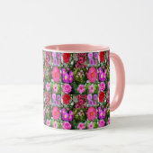 "Blüten in Rosa: Eine Blumenkolonne" Tasse (VorderseiteRechts)