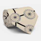 BLÜTEN-KUNST-DEKO-CREME-KRAWATTE durch Krawatte (Gerollt)