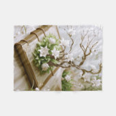 Blütenbaum aus einem Buch Fleecedecke (Vorderseite (Horizontal))