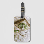 Blütenbaum aus einem Buch Gepäckanhänger (Vorderseite Vertikal)