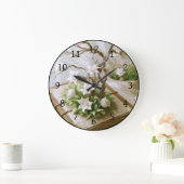 Blütenbaum aus einem Buch Große Wanduhr (Zuhause)