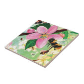 Blütenbaum mit Bienenillustration Fliese (Seite)