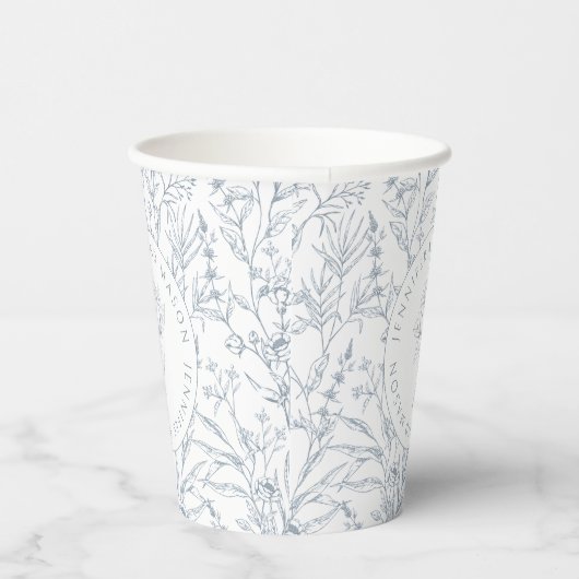 Blütenblaue Rose-Monogramm-Hochzeitspapiertassen Pappbecher (Rechts)