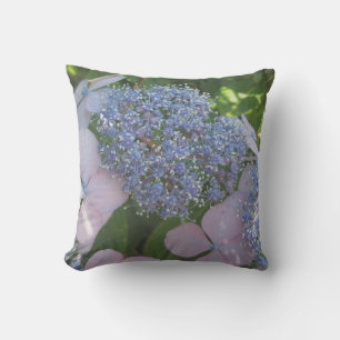 Blütenblüten mit rosa und blauem Spitzen-Cap Hydra Kissen