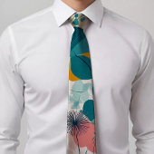 Blütenfarbene Krawatte