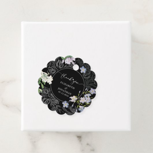 Blütenhochzeit in Schwarzweiß Geschenkanhänger (Beispiel)