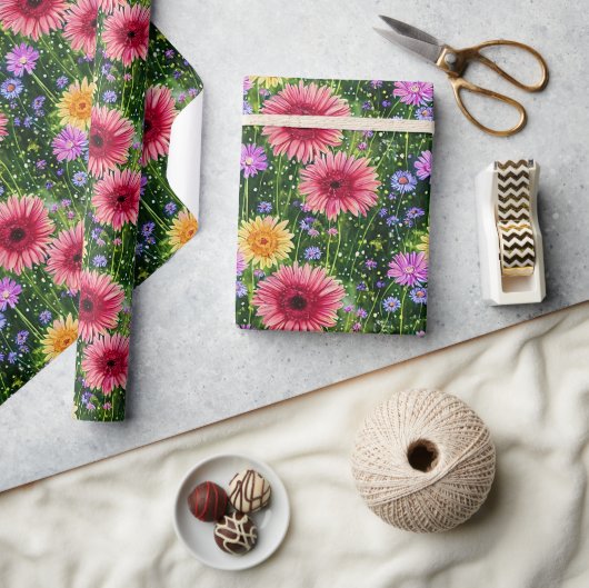 Blütenmuster der rechten Feder Geschenkpapier (Kunsthandwerk)