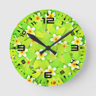 Blütenmuster mit grünen Blättern und gelben Blumen Runde Wanduhr