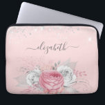 Blütenrosa Blütensilber Glitzer Laptopschutzhülle<br><div class="desc">Ein schicker, rosafarbener Hintergrund mit rosa und weißen Blumen, Silberblättern und Imitaten Glitzer Staub. Personalisieren Sie Ihren Namen und fügen Sie ihn hinzu. Der Name wird mit einem modernen handgeschriebenen Stilskript mit Swashes geschrieben. Um die Swashes behalten, löschen Sie nur den Beispielnamen, verlass die Leerzeichen oder Emoji's vor und nach...</div>