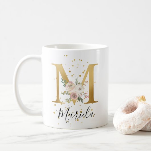 Blütenrosa Creme Aquarellfarben Monogramm Kaffeetasse (Mit Donut)