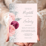 Blütenrosa Silberrosa Glitzer Burgundy Wedding Einladung<br><div class="desc">Die links Seite dieses eleganten,  modernen Hochzeitseinladens besticht durch ein Blumenstrauß in Bordeaux- und Rosatönen,  das mit Silberfolie aus Imitat und Imitaten Glitzer bedruckt und mit silberfarbenem Imitat-Glitzer bestreut ist. Der anpassbare Text kombiniert graue Schrift-,  Copperplate- und kursiv-Schriftart auf einem rot-rosa Hintergrund. Die Rückseite weist ein passendes Blumendesign auf.</div>