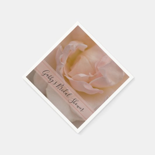 Blütenrot Rosa Brautparty Serviette (Ecke)