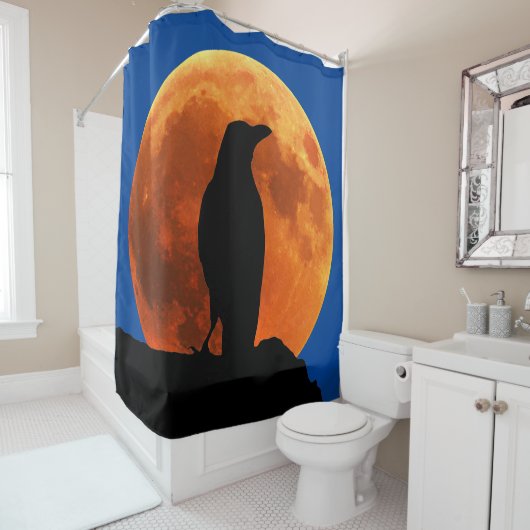 Blütenroter Moon Black Raven Duschvorhang (Beispiel)