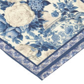 Blütenvase Blauer Chinoiserie-Toilmonogramm Kurzer Tischläufer (Ecke)