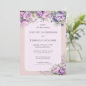 Blütenviolette Hochzeit in Aquarellfarben Einladung (Stehend Vorderseite)