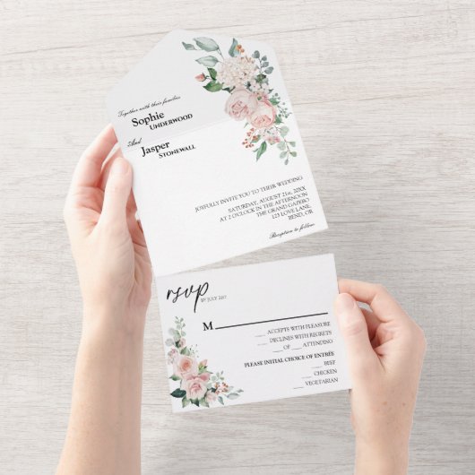 Blütenweiß in einer Hochzeitsfeier All In One Einladung (Abreißen)