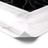 Blütenweiße und schwarze Marmorsäume Poster (Ecke)