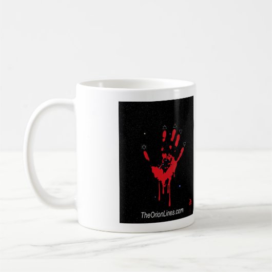 blutige Übergabe der Tasse (Links)