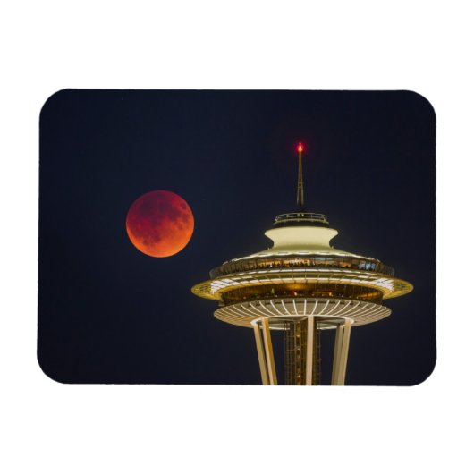 Blutmond | Space Needle Seattle Magnet (Horizontal)