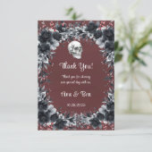 Blutroter Gothic Black Floral Skull Hochzeit Dankeskarte (Stehend Vorderseite)