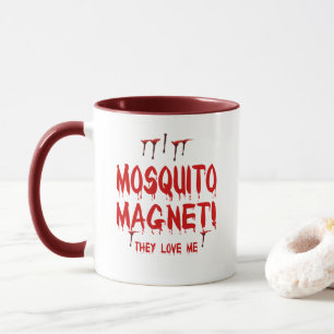 Bluttriefender Moskitomagnet Sie lieben mich Tasse