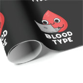 Bluttyp Funny Blood Drop Pun Dark BG Geschenkpapier (Rolleneckpunkt)