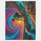 BMX - Abfahrt durch einen Wald Fleecedecke (Vorderseite)