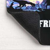 BMX Freestyler mit Dinosauriern Mousepad (Ecke)