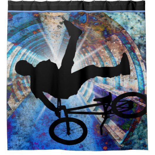 BMX im Schmutz-Tunnel Duschvorhang (Vorderseite)