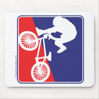 BMX Rider in Rot Weiß und Blau Mousepad