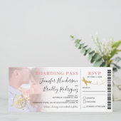 Boarding Pass | HOCHZEIT IN URLAUBSORT FOTO Einladung (Stehend Vorderseite)