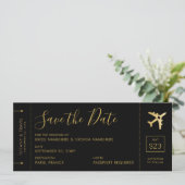 Boarding Pass Save the Date Black Gold Heart Flugz Ankündigung (Stehend Vorderseite)