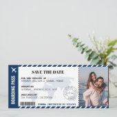 Boarding Pass Save the Date World Map Ticket (Stehend Vorderseite)