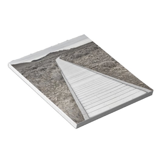 Boardwalk durch die Wüste Notizblock (angewinkelt)