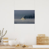 Boat auf einem nebeligen Morgen Poster (Küche)