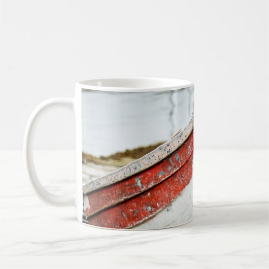 Boat Bow mit farbenfroher (bunt) Reparatur Kaffeetasse (Links)