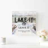 Boat Dock Lake It oder Verlass It Quadratische Wanduhr (Zuhause)