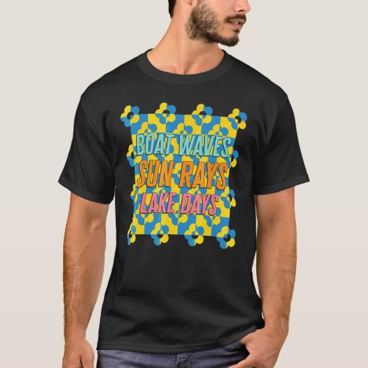 Boat Waves Sun Rays Lake Day T-Shirt (Vorderseite)