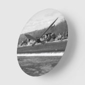 Boathouse Row winter b/w Runde Wanduhr (Winkel)