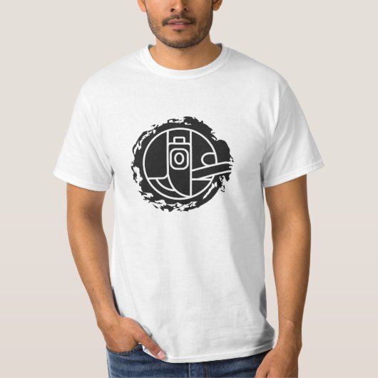 Bobbin Case Embroidery T-Shirt (Vorderseite)