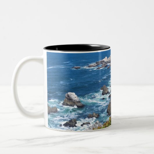 Bodega Head gequetscht Küste und Weg Zweifarbige Tasse (Links)