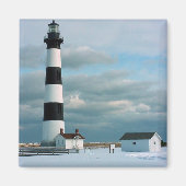 Bodie Lighthouse mit Schnee, Außenbänke, NC Magnet (Vorne)