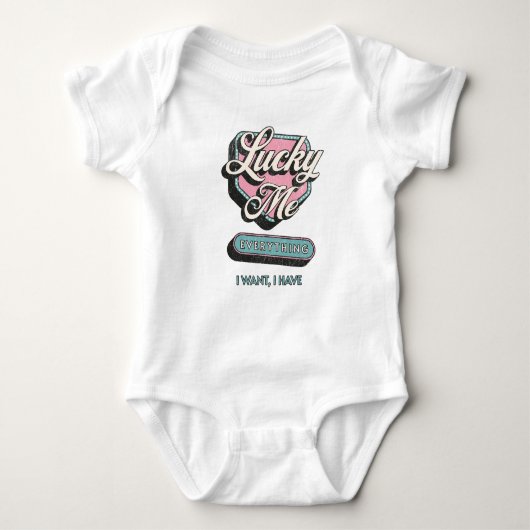 Body Lucky Me Baby Strampler (Vorderseite)