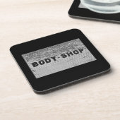 Body Shop auf schwarz Untersetzer (Linke Seite)