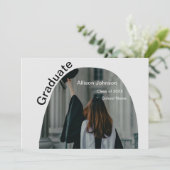 Bogen Foto Moderne, schlichte Graduierungsparty Einladung (Stehend Vorderseite)