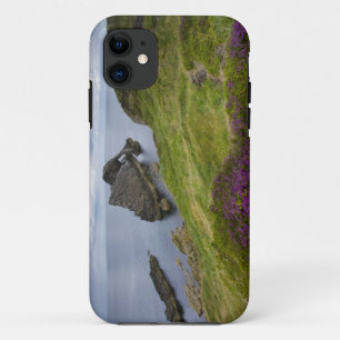 Bogen-Geigen-Felsen, Portknockie, Schottland iPhone 11 Hülle