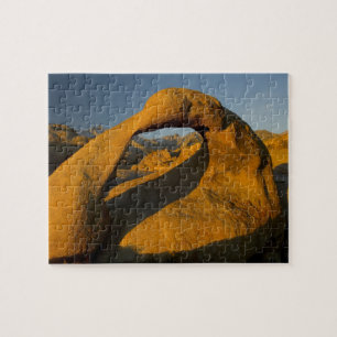 Bogen in Alabama Hills Eastern Sierras bei Lone Puzzle