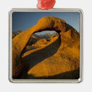 Bogen in Alabama Hills Eastern Sierras nahe Lone Ornament Aus Metall