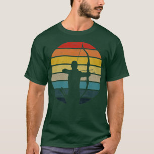 Bogenschieß-Silhouette auf einem abgenutzten Retro T-Shirt