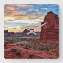 Bogenschießen bei Sonnenuntergang